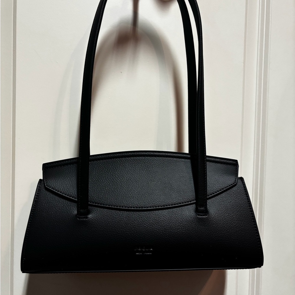 The Freja Caroline Shoulder Bag